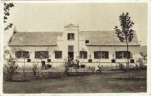 Union of South Africa -  2 x 1936 empire exhibition photo postcards (scarce)