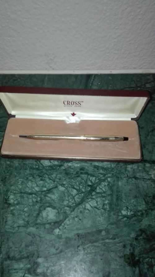 10kt Rolled Gold Cross Pen in original case