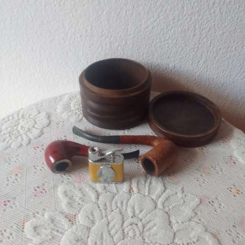 Vintage smoking pipes with tobacco holder and lighter