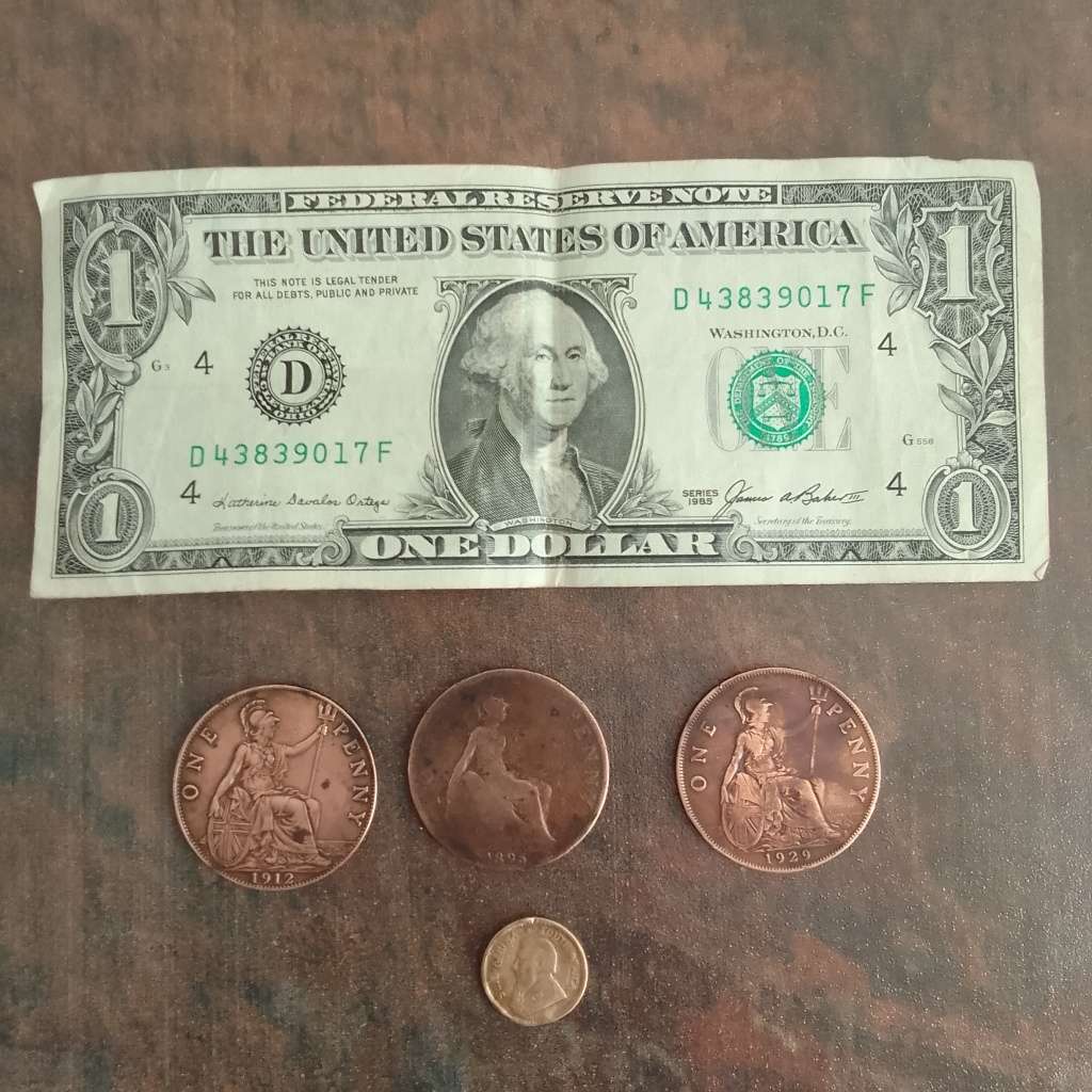 Collectable one penny coins 1/10oz  Krugerrand coin and one USD banknote