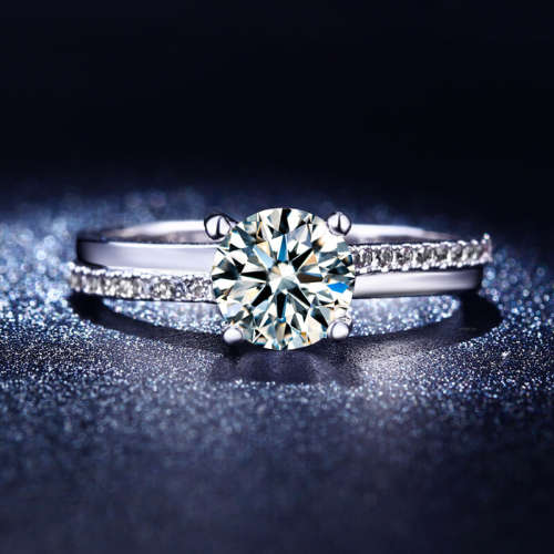 ***STUNNING***AAA CUBIC ZIRCONIA ENGAGEMENT RING 6/16.51 DIAMETER