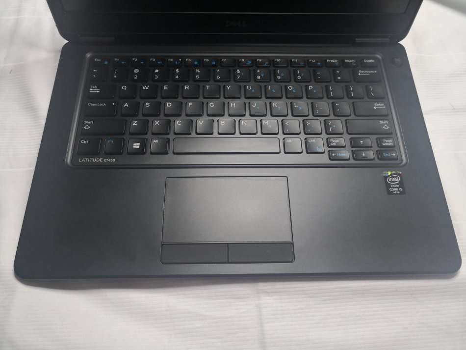 DELL LATITUDE E7450 5TH GENERATION CORE i5-5200U/14" SCREEN/ 8GB RAM/128GB SSD/WIN 10 PRO