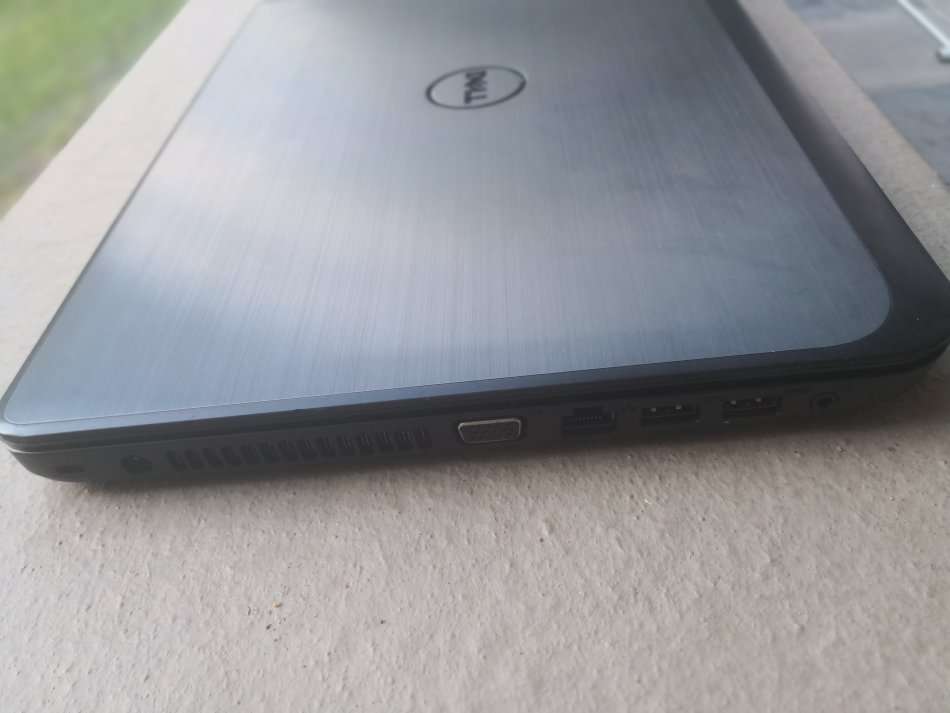 DELL LATITUDE 3440 4TH GENERATION CORE i5-4200U/14" SCREEN/ 4GB RAM/500GB HDD/WIN 8.1 PRO