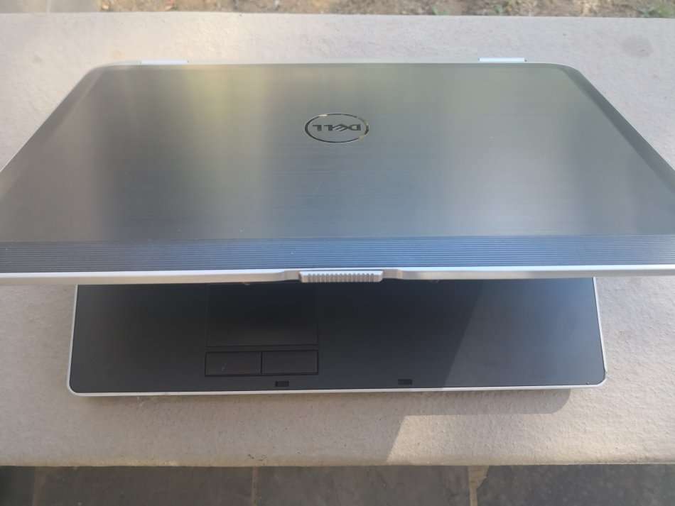DELL LATITUDE E6530 CORE i7-3540M/15.6" SCREEN/ 8GB MEMORY/500GB HDD/WIN 8.1  PRO