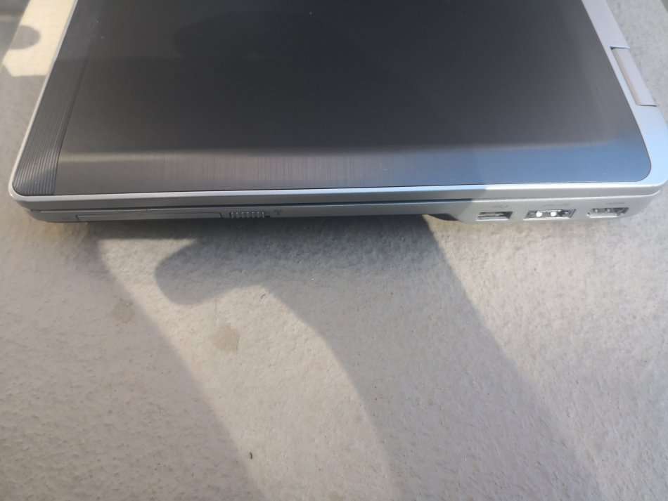 DELL LATITUDE E6530 CORE i7-3540M/15.6" SCREEN/ 8GB MEMORY/500GB HDD/WIN 8.1  PRO