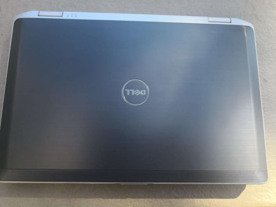 DELL LATITUDE E6530 CORE i7-3540M/15.6" SCREEN/ 8GB MEMORY/500GB HDD/WIN 8.1  PRO