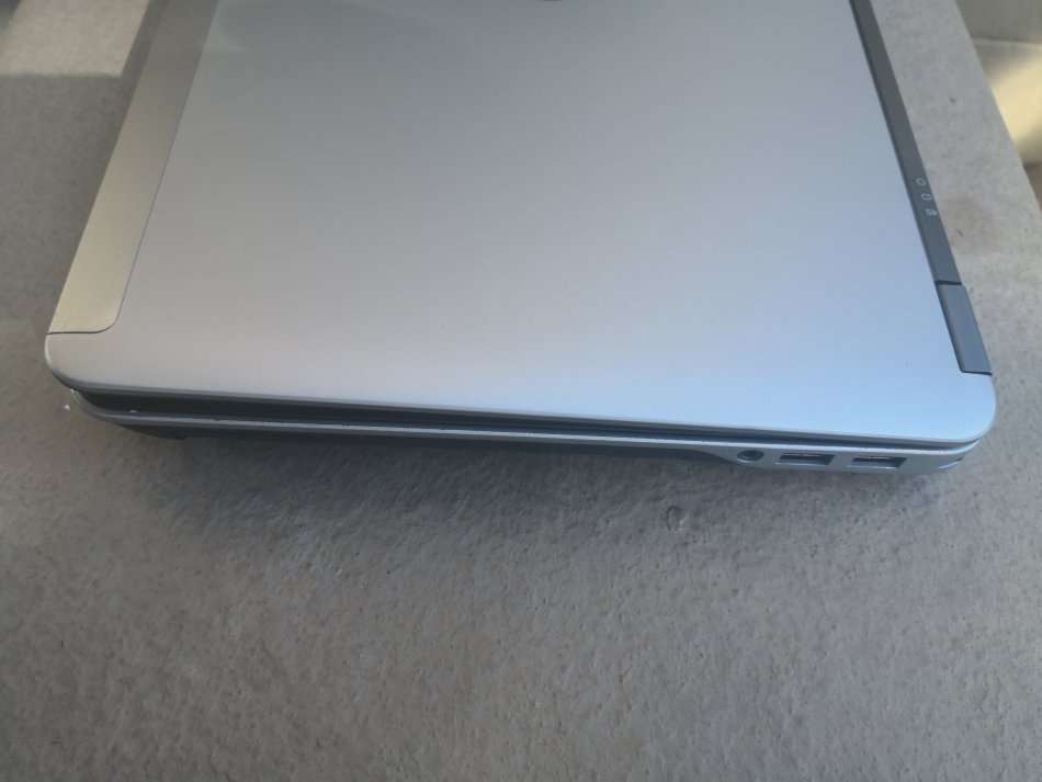 DELL LATITUDE E6440 4TH GENERATION CORE i7/14" SCREEN/ 8GB RAM/500GB SSHD/WIN 10 PRO