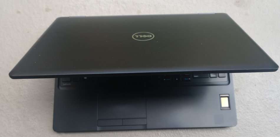 DELL LATITUDE E5580 6TH GEN CORE I5-6300U/15.6 FULL-HD" SCREEN/ 8GB RAM/500GB HDD/WINDOWS 10 PRO