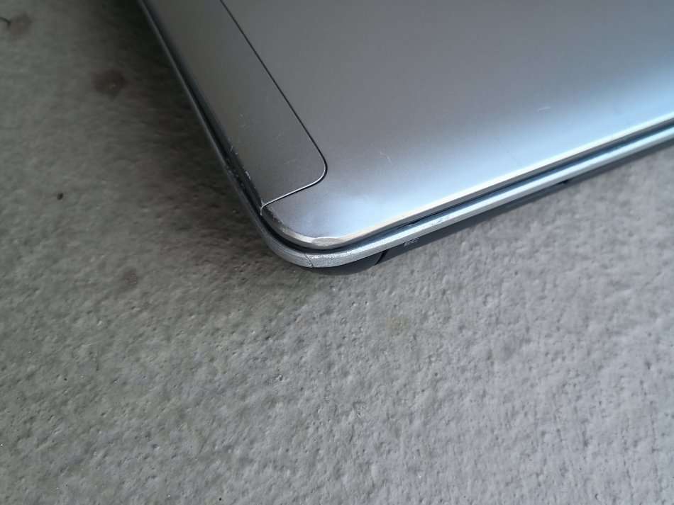 DELL LATITUDE E6440 4TH GENERATION CORE i5/14" SCREEN/ 4GB RAM/500GB HDD/WIN 10 PRO