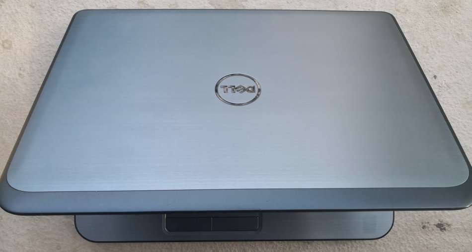 DELL LATITUDE 3440 4TH GENERATION CORE i5-4200U/14" SCREEN/ 4GB RAM/500GB HDD/WIN 8.1 PRO