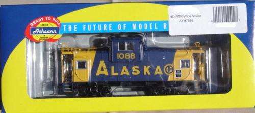 Athearn ALASK caboos - HO Scale