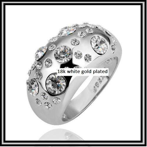 BEYOND STUNNING!!!! 18K WHITE GOLD PLATED RING WITH AUSTRIAN CRYSTALS