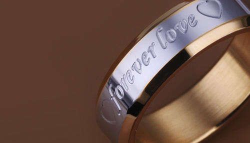 BEYOND STUNNING!!!! TITANIUM STEEL LADIES *FOREVER LOVE* RING