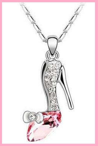 BEYOND STUNNING!!!! GOLD PLATED CRYSTAL SHOE