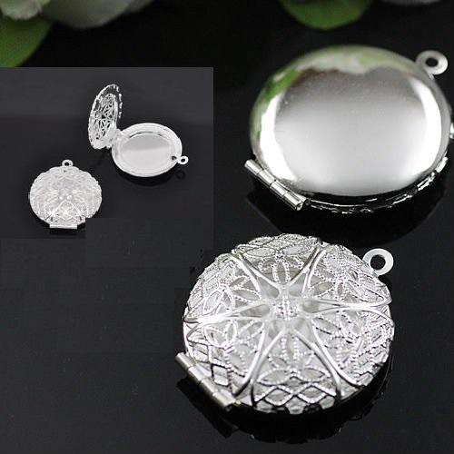 REDUCED SHIPPING**925 STAMPED SILVER ROUND PHOTO FRAME LOCKET WITH CHAIN **