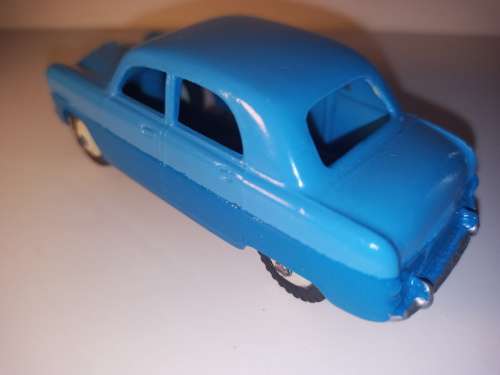 dinky ford zephyr. no 162
