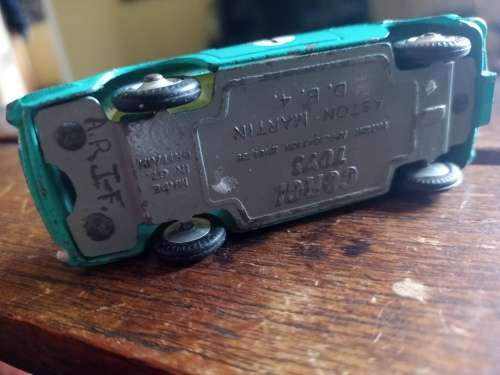 Corgi Aston Martin comp.