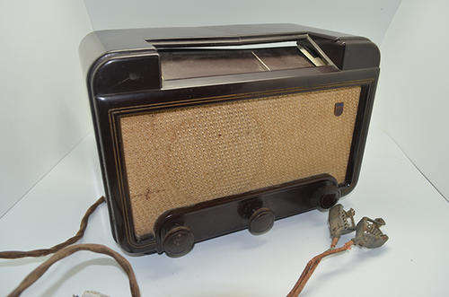 Philips Bakelite Radio