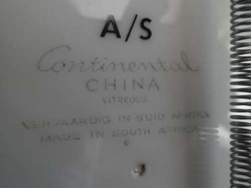 Two Cups and Saucers plus Display Plate with Spes Bona Crest (Cape Town Coat of Arms)