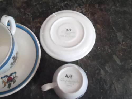 Two Cups and Saucers plus Display Plate with Spes Bona Crest (Cape Town Coat of Arms)