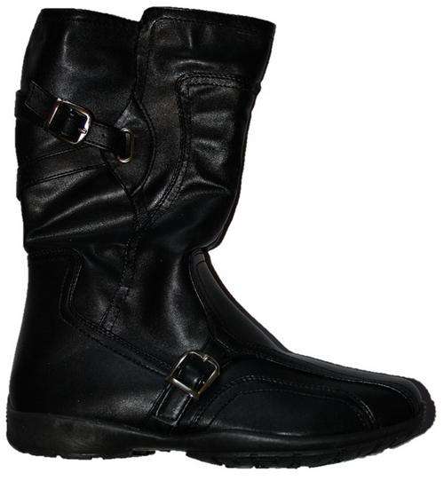 BRAND NEW FASHIONABLE BOOTS - SIZE 7  - BLACK