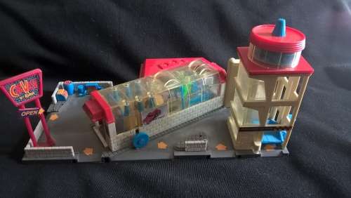 Micro Machine car wash play set