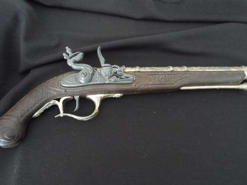 Flint pistol replica----Not a real gun