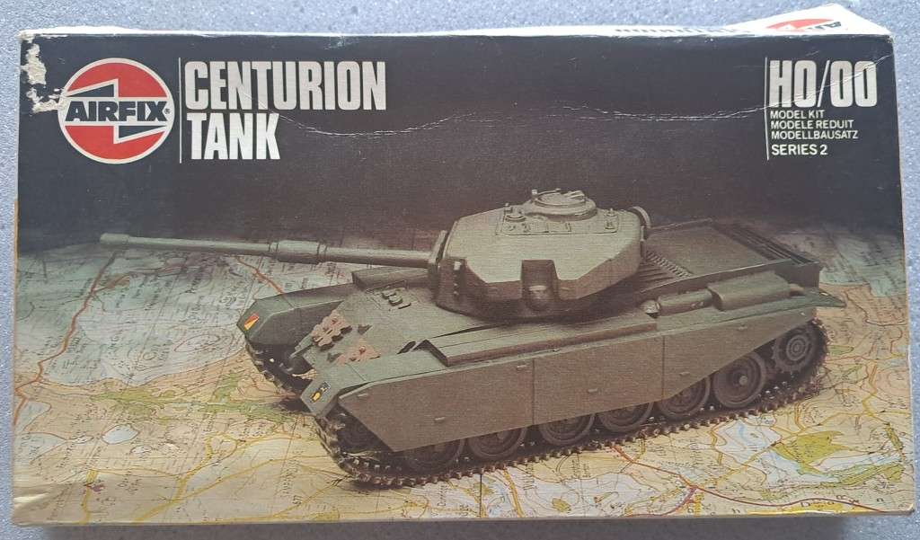 Vintage Airfic Centurion Tank HO/OO kit.