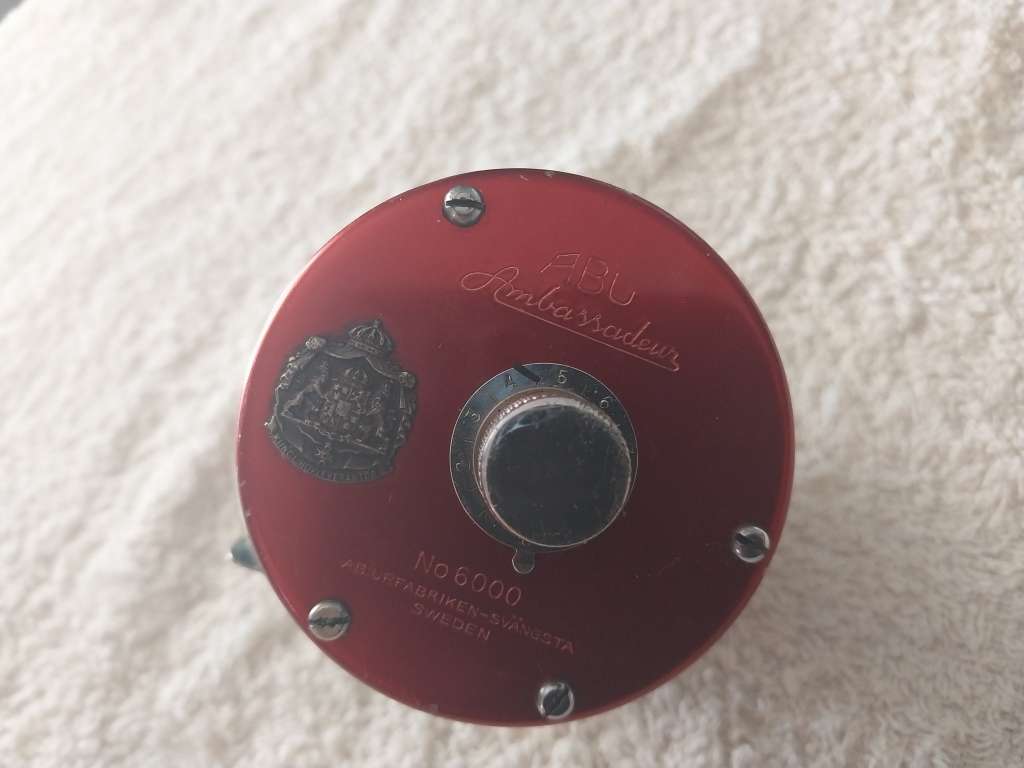 ABU GARCIA RED PIN FISHING REEL