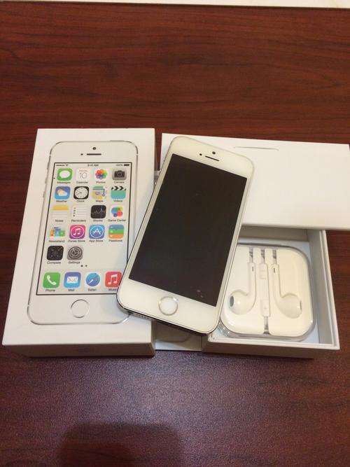 Apple iPhone 5S 16gb - SILVER EDITION - LOCAL STOCK