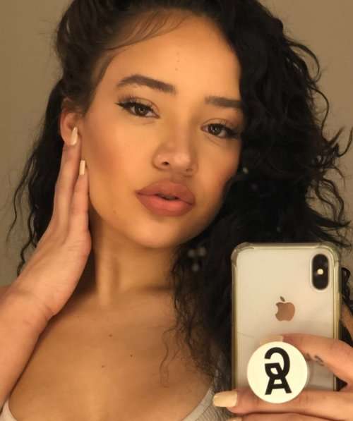 POP SOCKETS PHONE HOLDER STAND (Pink Alien)