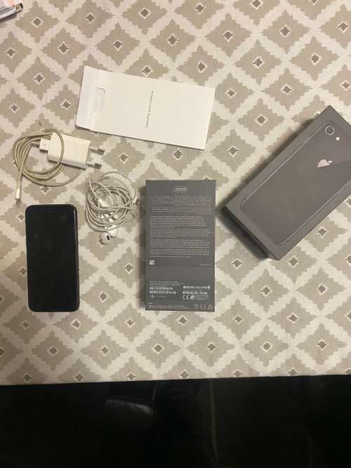 IPhone 8 - 256GB
