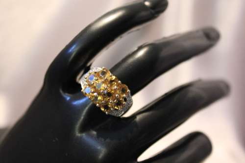 *Reduced* Beautiful 9ct Yellow Gold Citrine and Diamond Cluster Ring