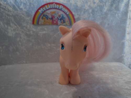 Vintage G1 My Little Pony ***Peachy***