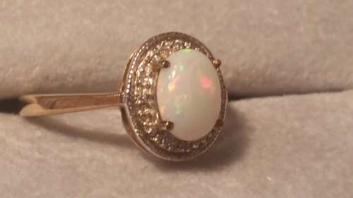 ***Reduced limited time***Pretty Opal and Diamond 9ct Gold Ring