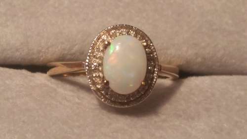 ***Reduced limited time***Pretty Opal and Diamond 9ct Gold Ring