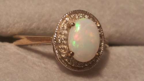 ***Reduced limited time***Pretty Opal and Diamond 9ct Gold Ring