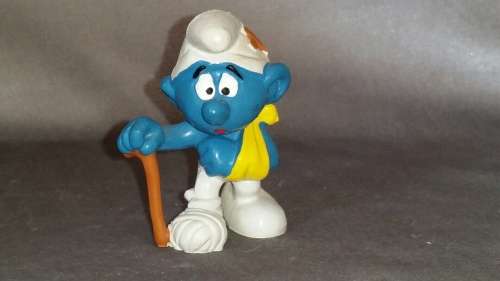 Vintage Collectible Smurf : 2.0097 Injured Smurf