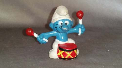 Vintage Collectible Smurf : 2.0009 Drummer Smurf