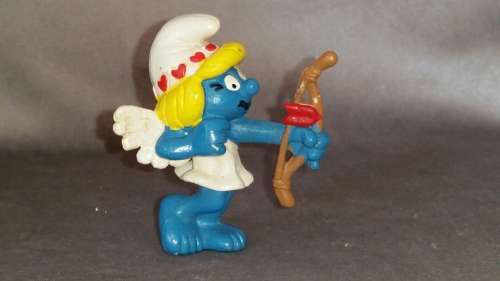 Vintage Collectible Smurf : 2.0156 Valentine Smurfette