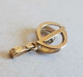 Vintage 9ct Gold Diamond Pendant