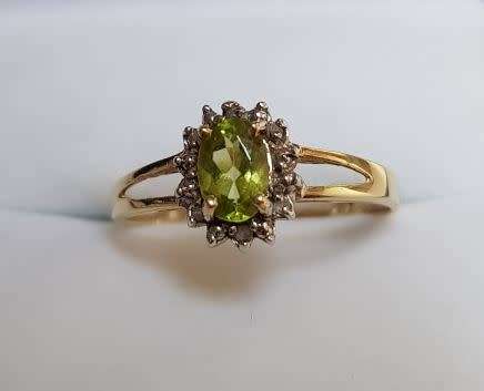 Peridot and Diamond 9kt Gold Ring