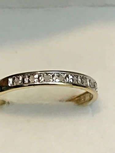 New Diamond 10k Yellow Gold Band ***Free shipping***