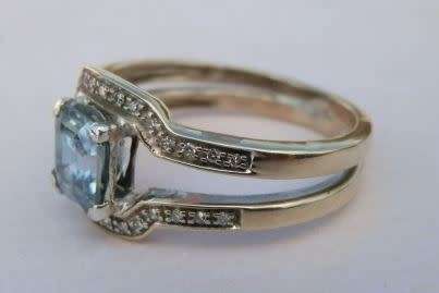 Sparkling Moissanite and Diamond 9ct Gold Ring