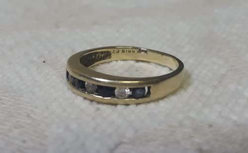 9ct Yellow Gold Ring with sapphire blue and clear stones