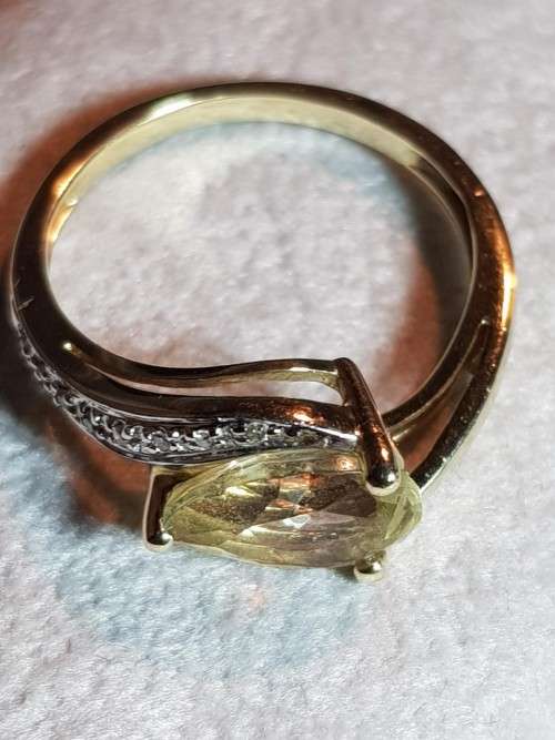 9ct Gold Citrine and Diamond Ring