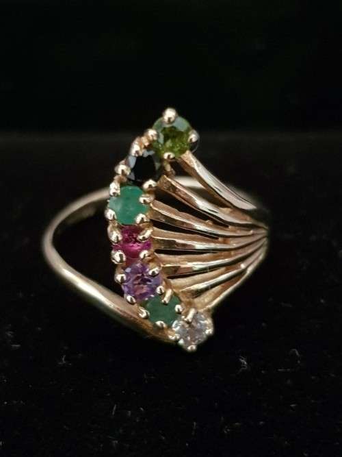 Vintage Multistone "Dearest" Yellow Gold Ring