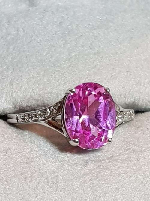 Pink Topaz 9ct White Gold Ring