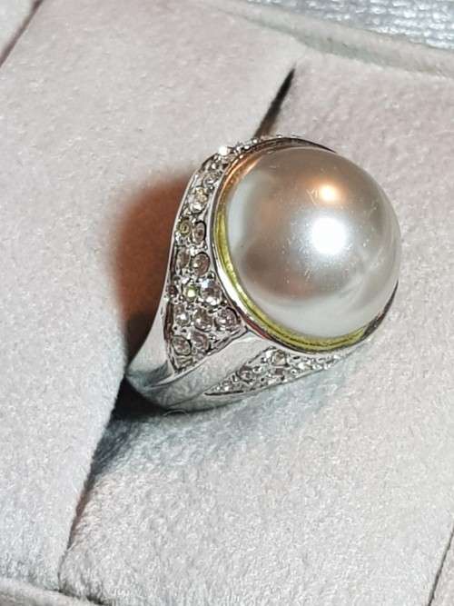 Costume Grey Pearl Silver Ring