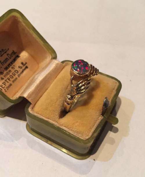 Vintage Opal Gold ring, 9 carat Gold